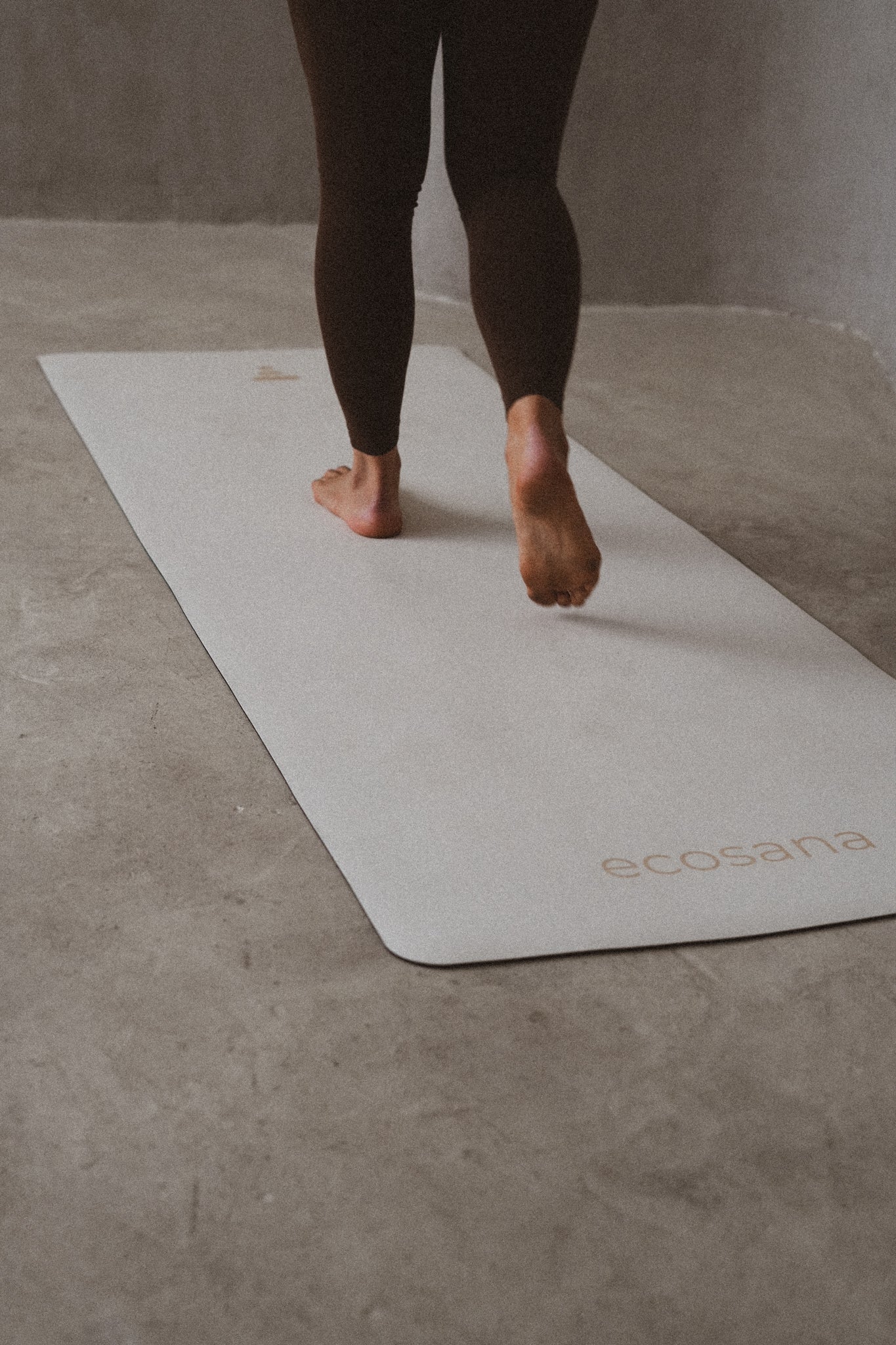 Classic Dove White Mat